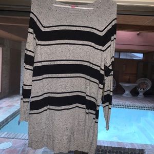 NWT Vince Camuto Sweater